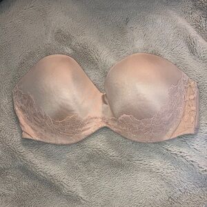 🔹4 for $30 Victoria’s Secret Lined Strapless Bra, 34DDD